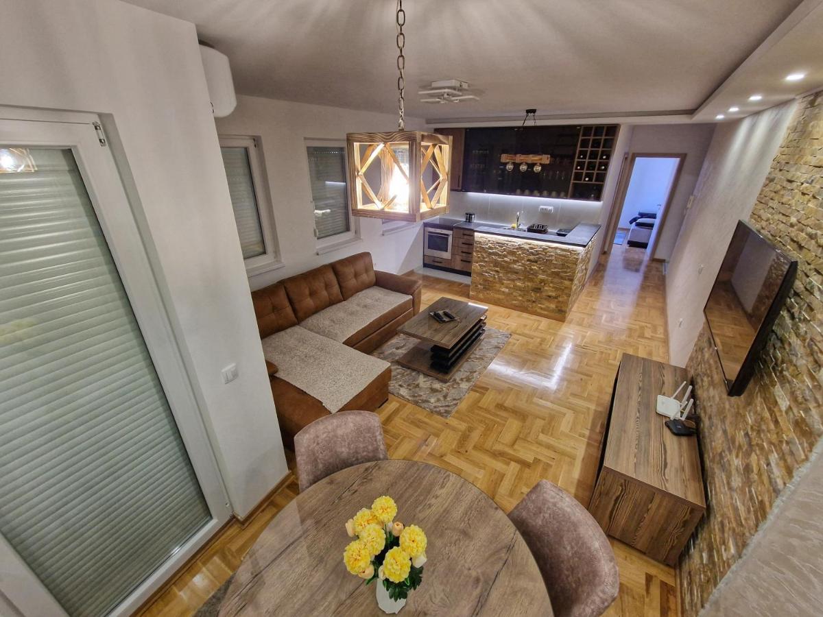 Apartment Dionis *